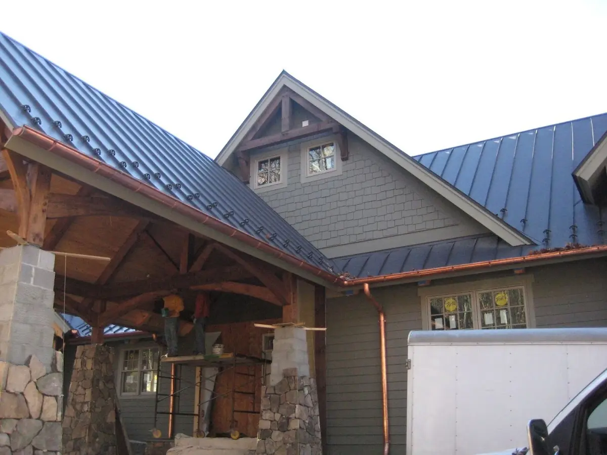Craftsman Roofing team delivering quality roofing work in Centerburg